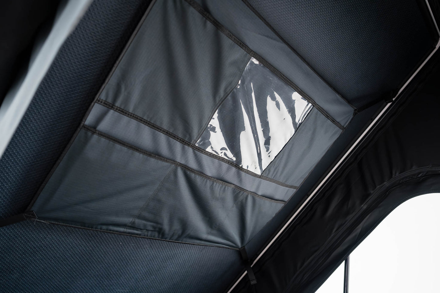 Premium EO Phantom 1.3 RoofTop Tent